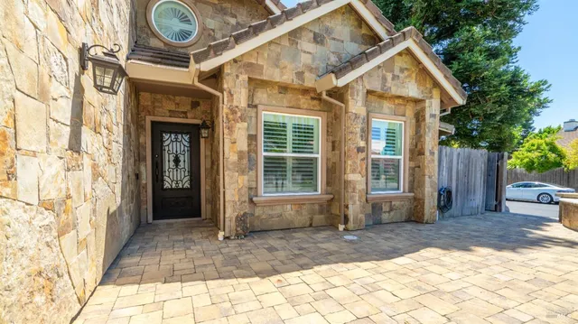 $815,000 | 648 Forest Ridge Lane, Vacaville, CA 95687