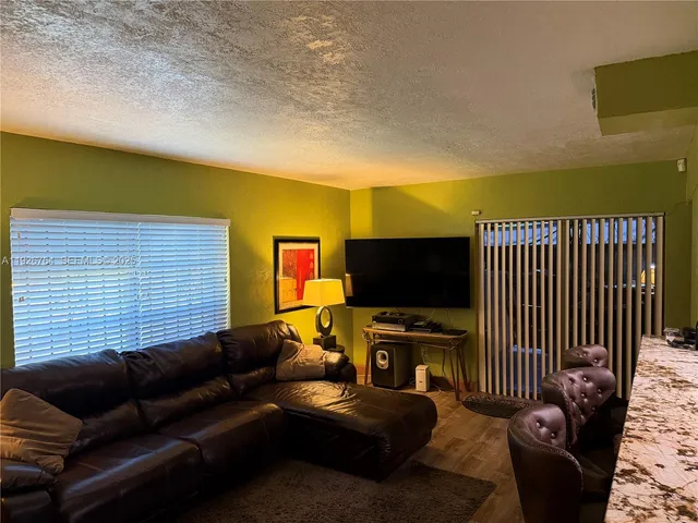 $750,000 | 2926 Northwest 191st Lane, Miami Gardens, FL 33056