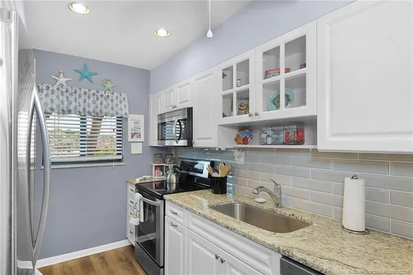 $279,000 | 175 Southeast St Lucie Boulevard, Unit A90, Stuart, FL 34996