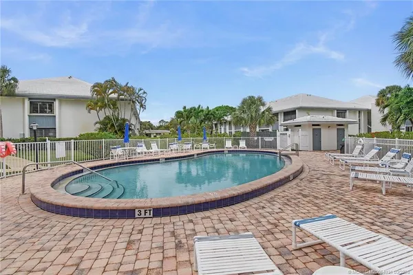 $279,000 | 175 Southeast St Lucie Boulevard, Unit A90, Stuart, FL 34996