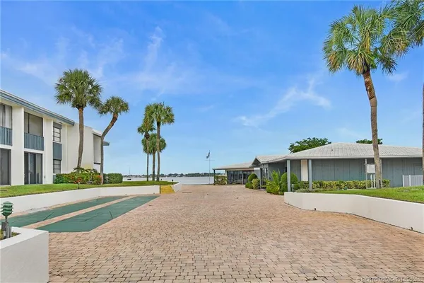 $279,000 | 175 Southeast St Lucie Boulevard, Unit A90, Stuart, FL 34996