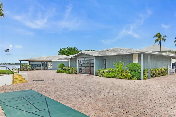 $279,000 | 175 Southeast St Lucie Boulevard, Unit A90, Stuart, FL 34996