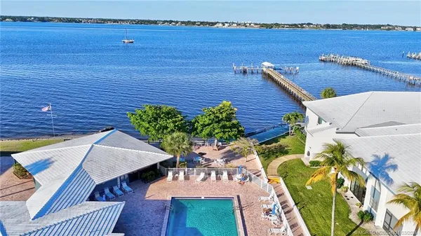 $279,000 | 175 Southeast St Lucie Boulevard, Unit A90, Stuart, FL 34996