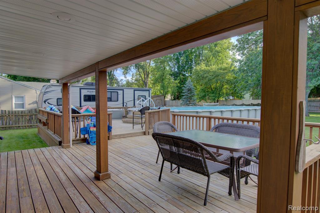 212 South Elms Road Flushing, MI 48433 - Photo 27 of 41