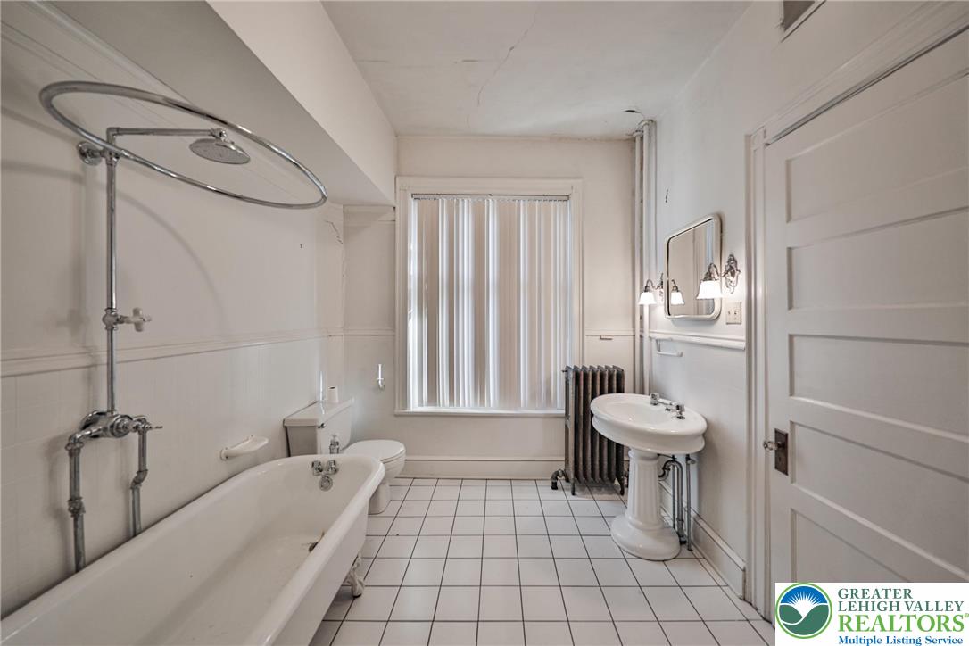 313 East Broad Street Bethlehem, PA 18018 - Photo 24 of 42