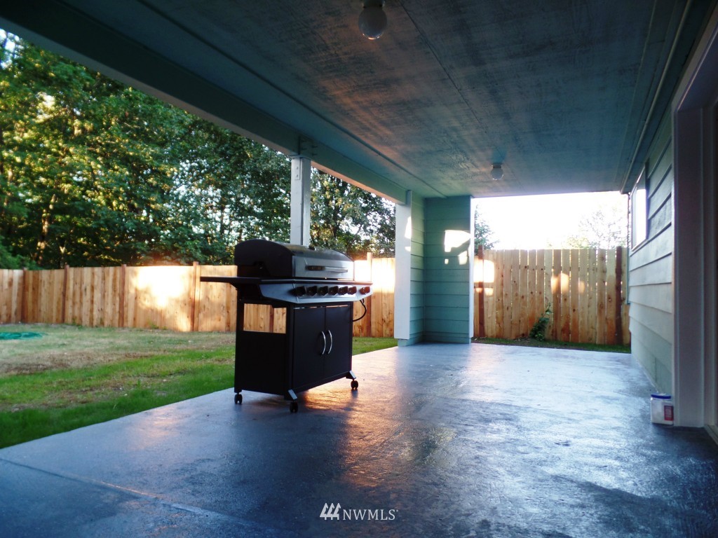 12118 Southeast 160th Street Renton, WA 98058 - Photo 21 of 25 Gallery Image 21