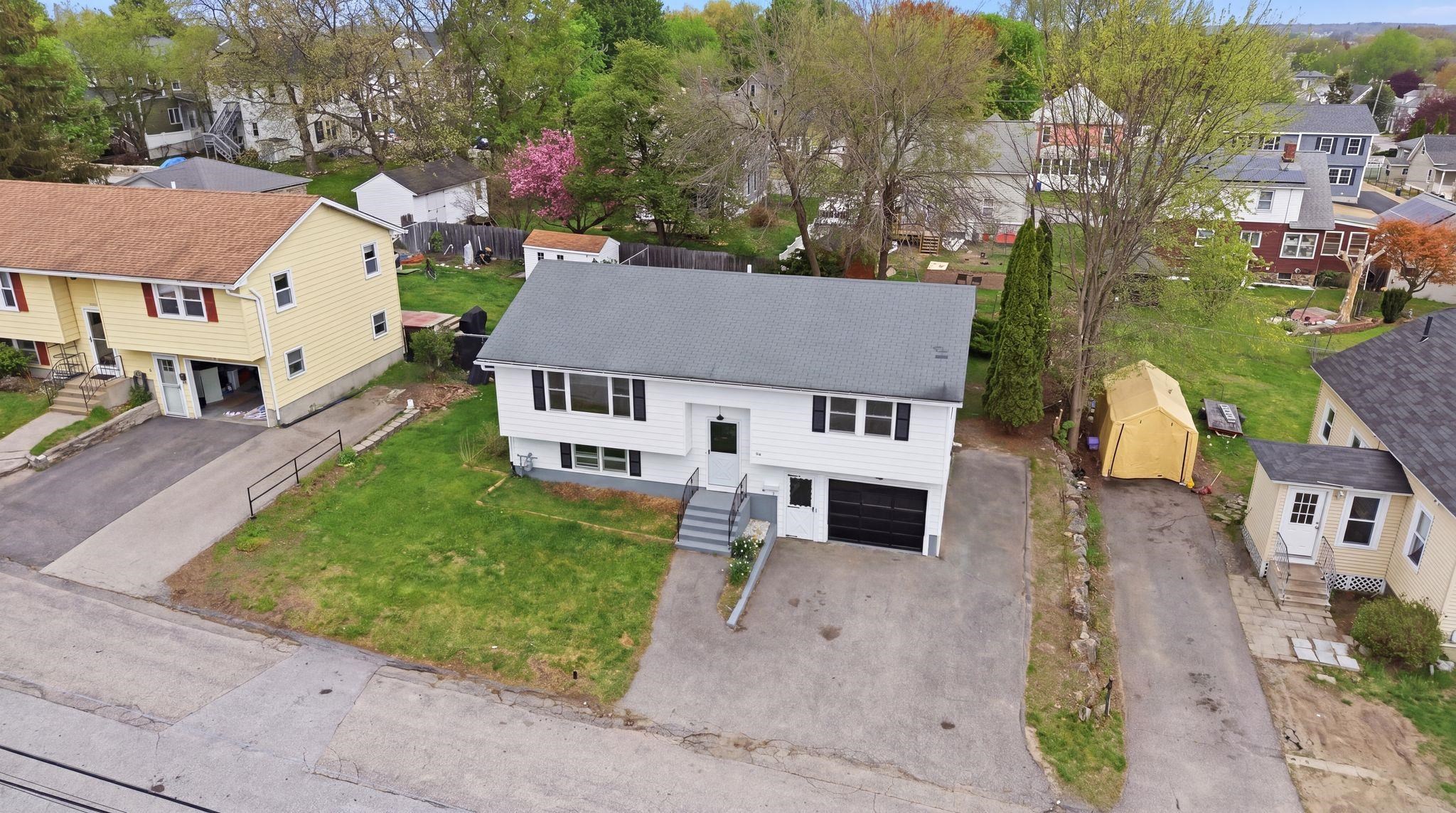 60 Rosedale Avenue Manchester, NH 03103 - Photo 6 of 24 Gallery Image 6