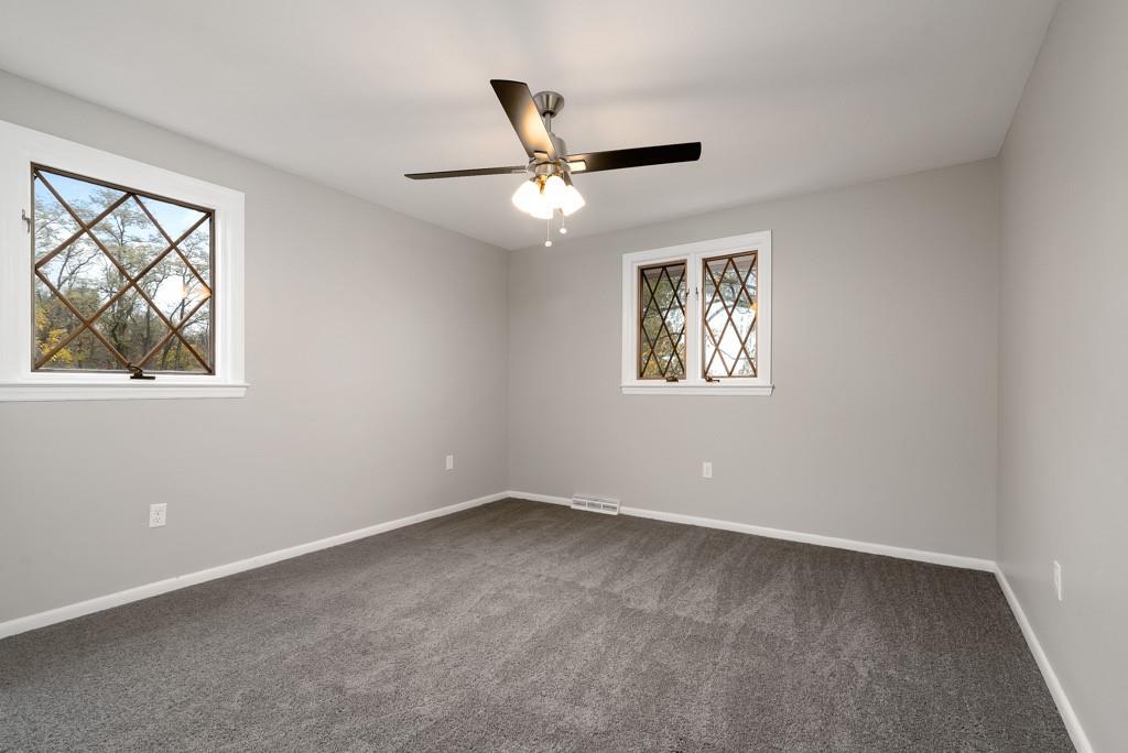 251 Hulton Road Verona, PA 15147 - Photo 16 of 25 Gallery Image 16
