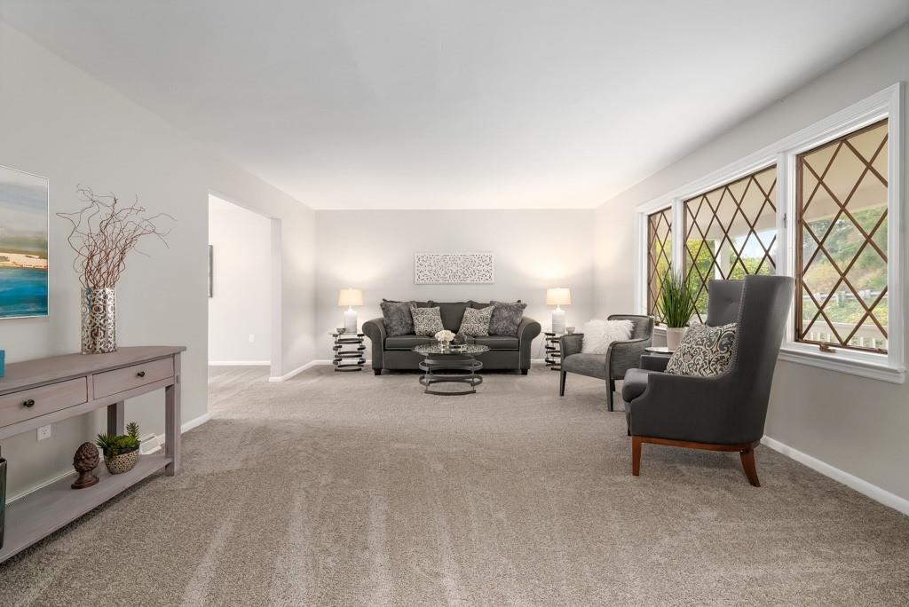 251 Hulton Road Verona, PA 15147 - Photo 3 of 25 Gallery Image 3
