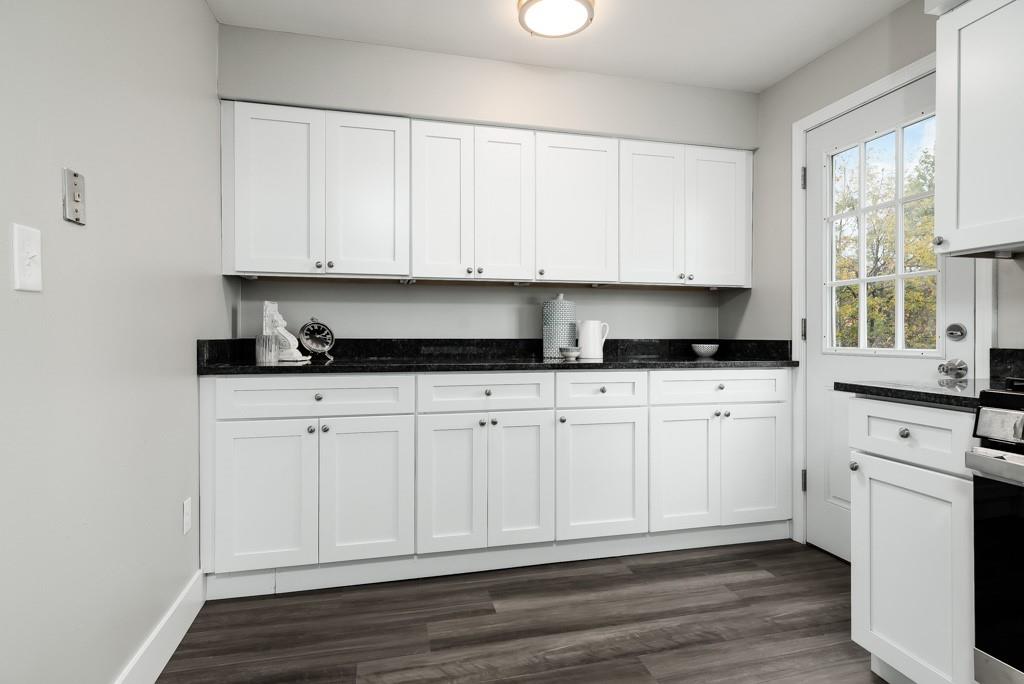 251 Hulton Road Verona, PA 15147 - Photo 8 of 25 Gallery Image 8
