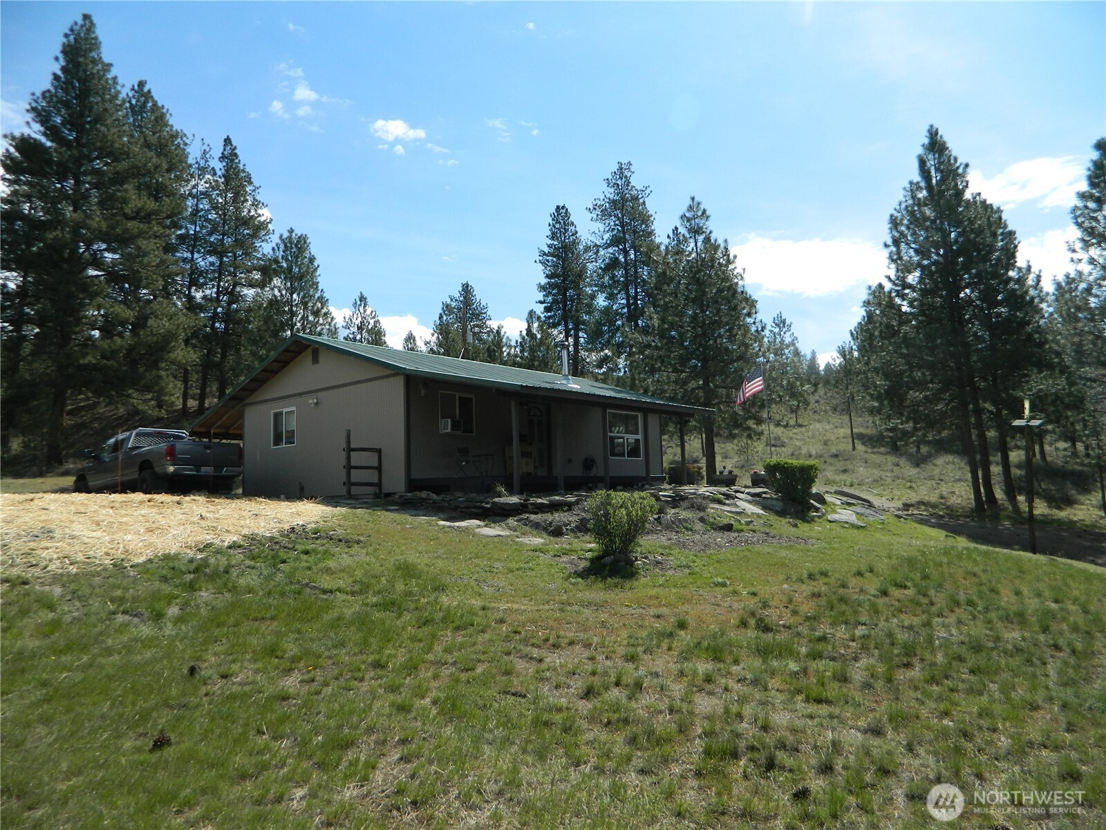 120 Sour Dough Creek Road Tonasket, WA 98855 - Photo 2 of 25