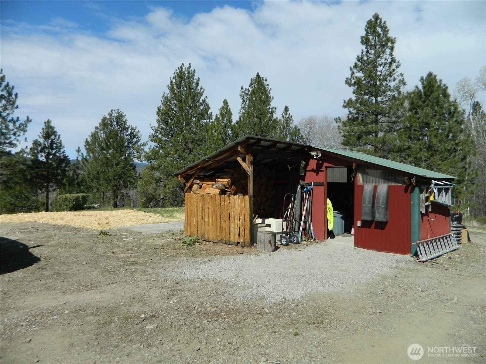 120 Sour Dough Creek Road Tonasket, WA 98855 - Photo 4 of 25