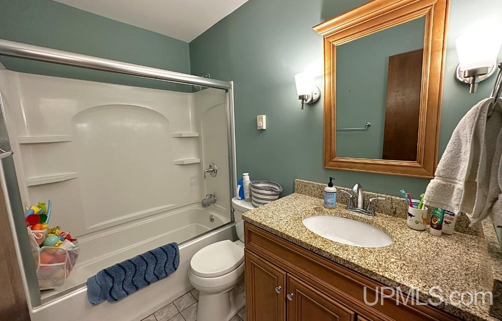 1041 Allouez Road Marquette, MI 49855 - Photo 33 of 38