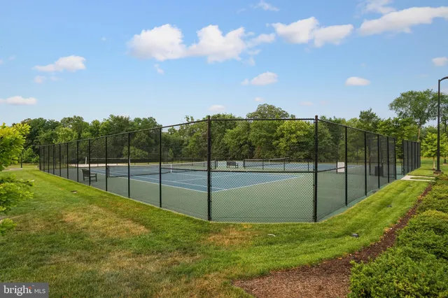 a view of a tennis court