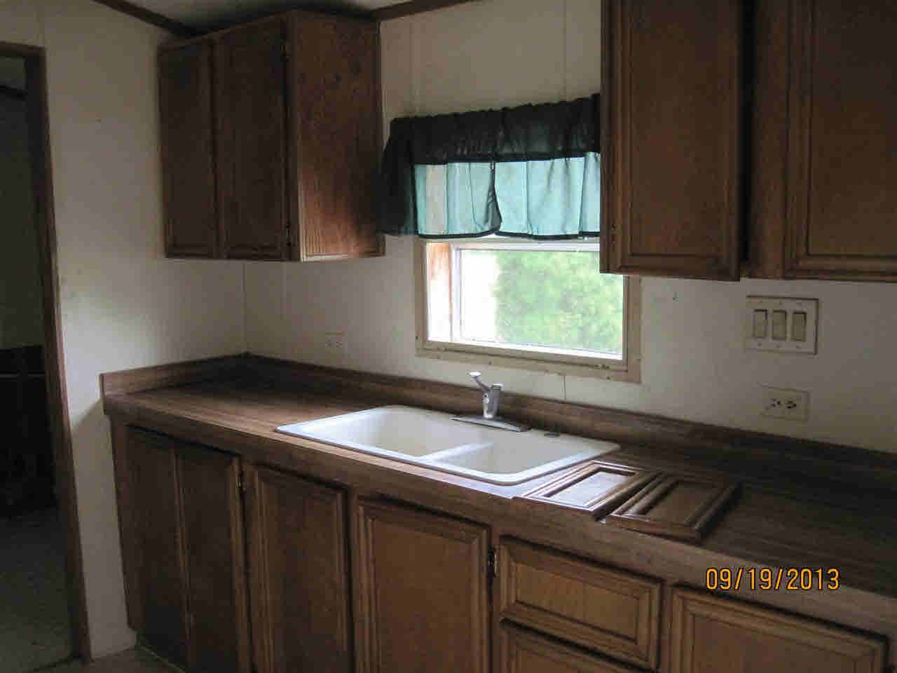 7800 West Cornbread Road Yorktown, IN 47396 - Photo 6 of 16