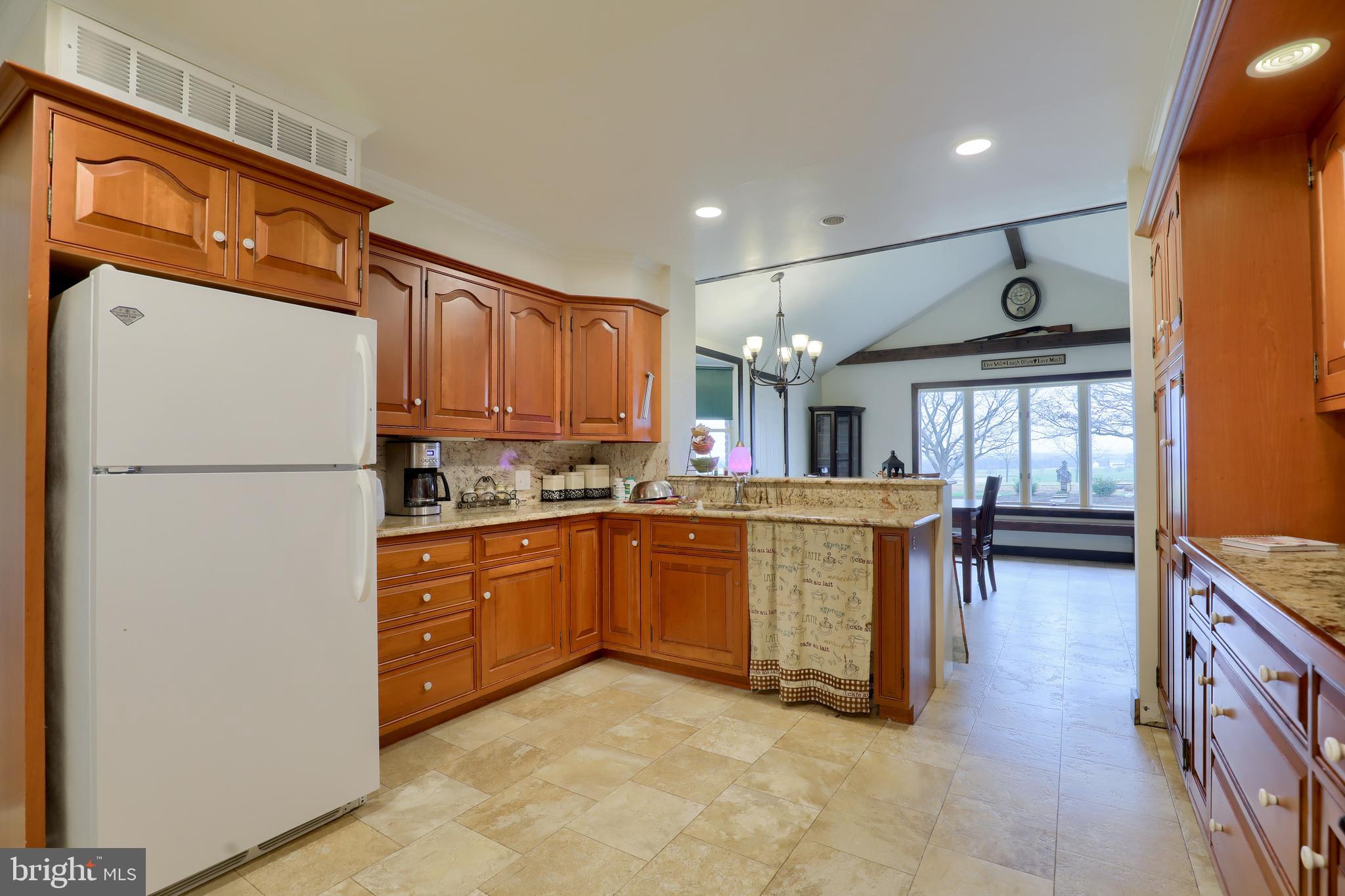 491 Long Road Manheim, PA 17545 - Photo 7 of 41