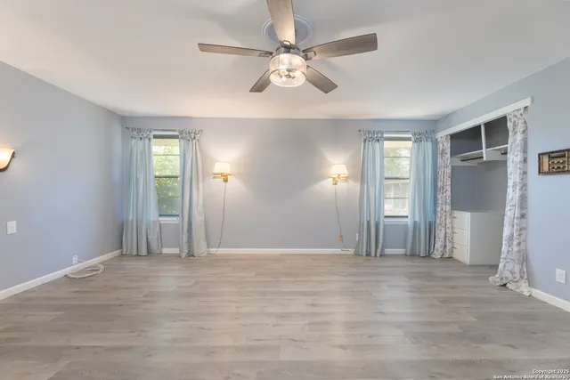 $337,500 | 8722 Midcrown Drive, Windcrest, TX 78239