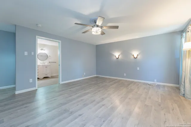 $337,500 | 8722 Midcrown Drive, Windcrest, TX 78239