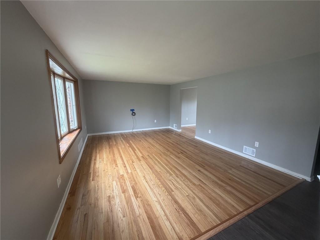 9280 North Florence Road Pittsburgh, PA 15237 - Photo 6 of 47