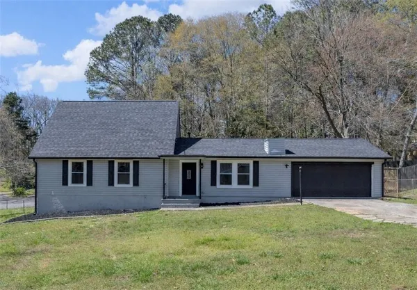 $292,000 | 6807 Shangrila Way, Riverdale, GA 30296