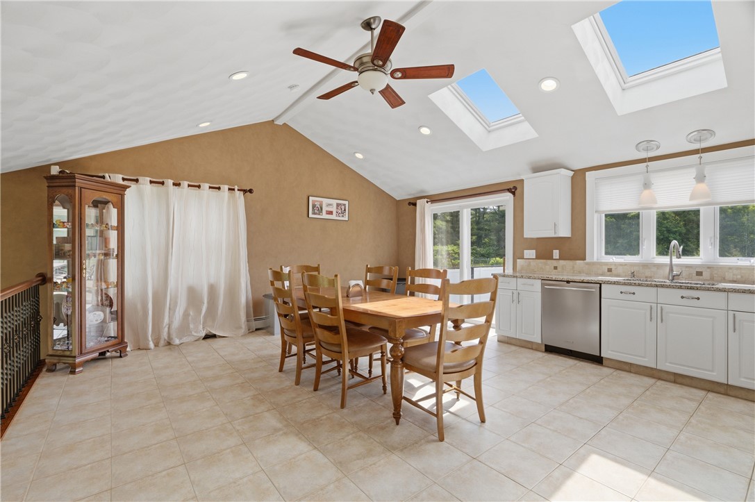 294 Sawmill Road Glocester, RI 02857 - Photo 3 of 39