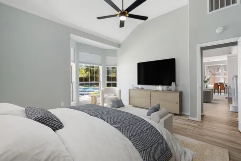 $715,000 | 38 Terraglen Drive, The Woodlands, TX 77382