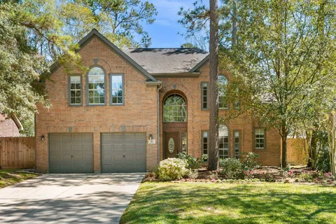 $715,000 | 38 Terraglen Drive, The Woodlands, TX 77382