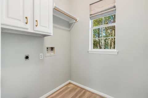 $715,000 | 38 Terraglen Drive, The Woodlands, TX 77382