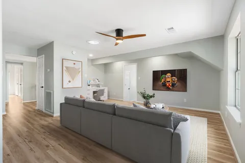 $715,000 | 38 Terraglen Drive, The Woodlands, TX 77382