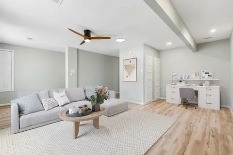 $715,000 | 38 Terraglen Drive, The Woodlands, TX 77382