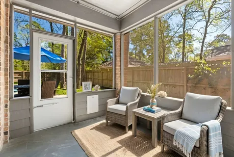 $715,000 | 38 Terraglen Drive, The Woodlands, TX 77382