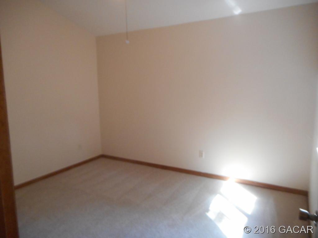 900 Southwest 62nd Boulevard, Unit G39 Gainesville, FL 32607 - Photo 3 of 7