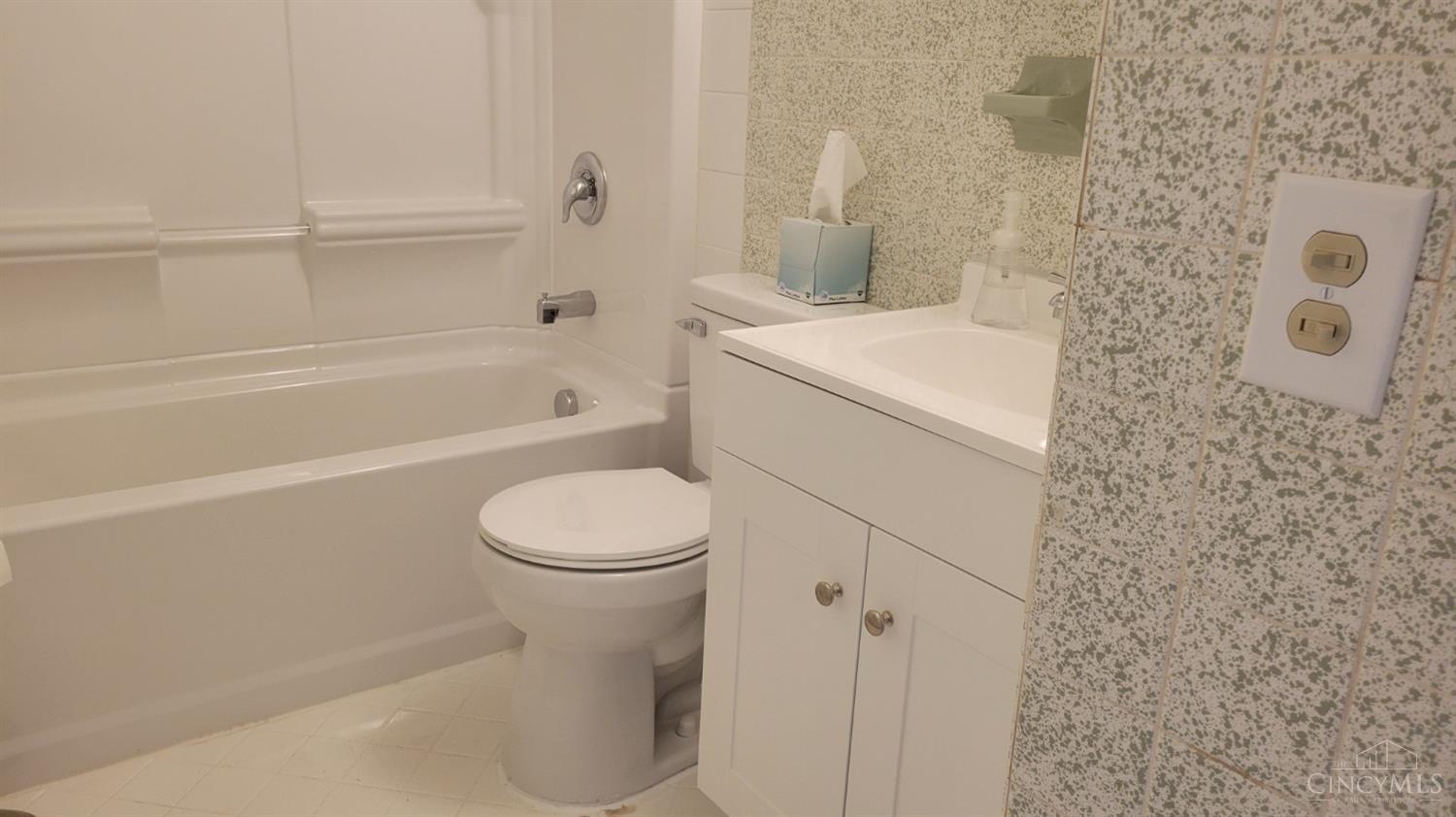11773 Hanover Road Forest Park, OH 45240 - Photo 16 of 25
