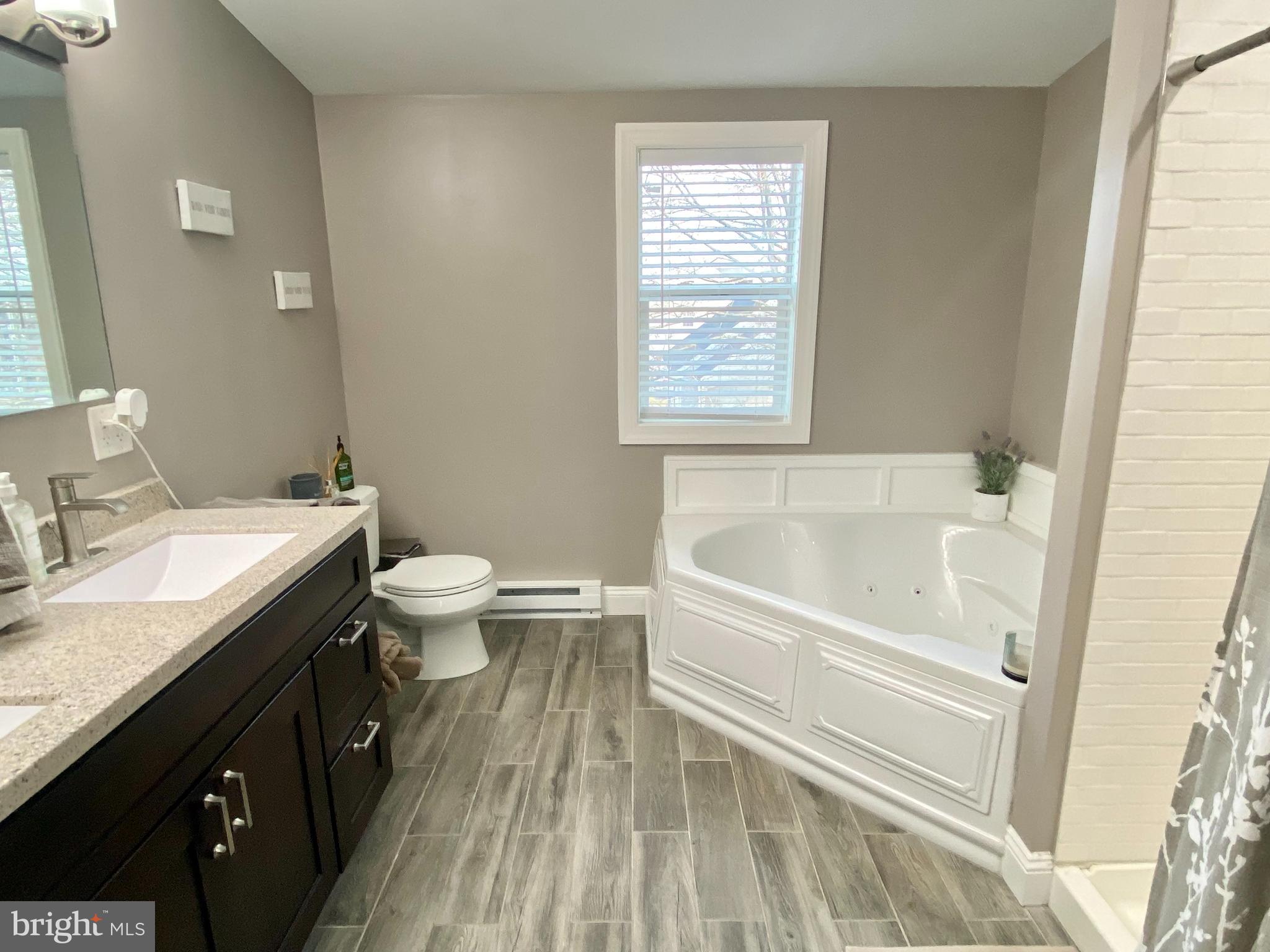 365 Buchert Road Pottstown, PA 19464 - Photo 22 of 28 2nd Floor Bathroom