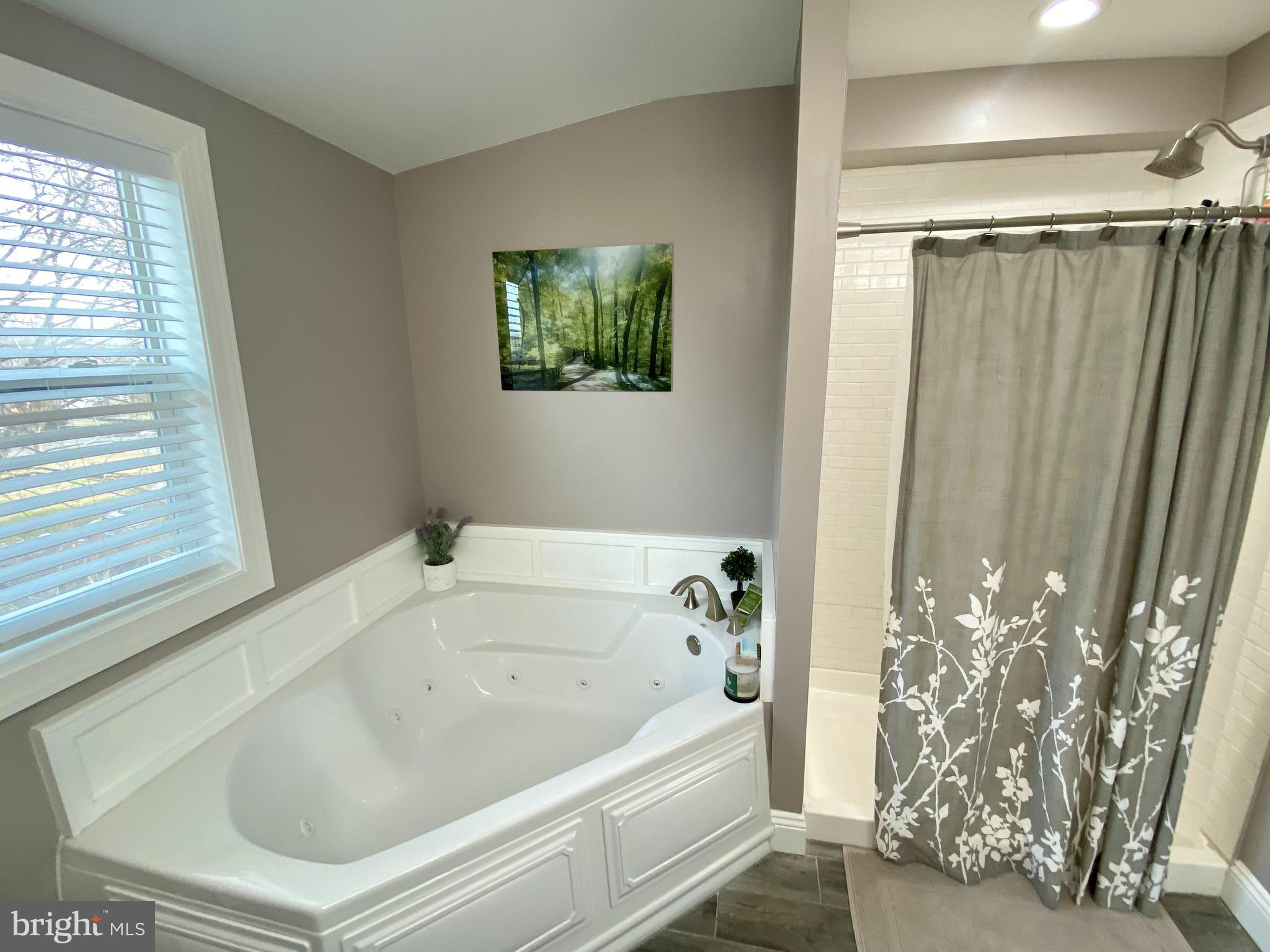 365 Buchert Road Pottstown, PA 19464 - Photo 23 of 28 2nd Floor Bathroom