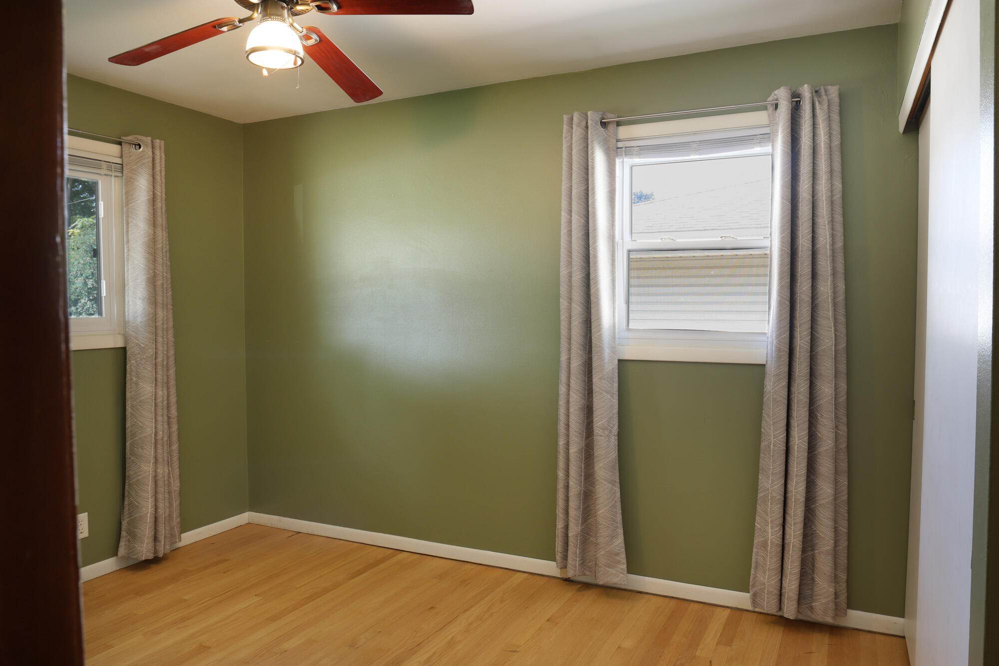 4900 Ridgeway Avenue Racine, WI 53406 - Photo 19 of 26 Bedroom 3