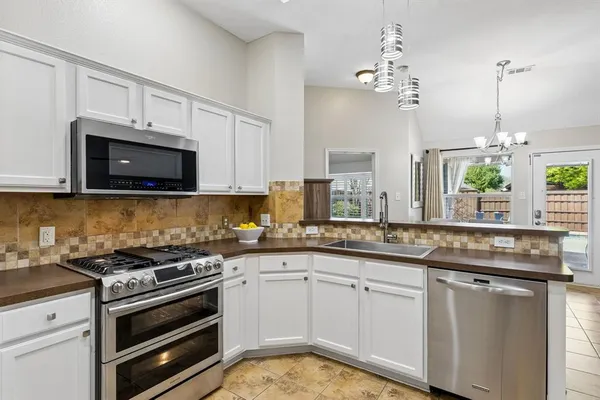 $415,000 | 6415 Lakewood Drive, Sachse, TX 75048