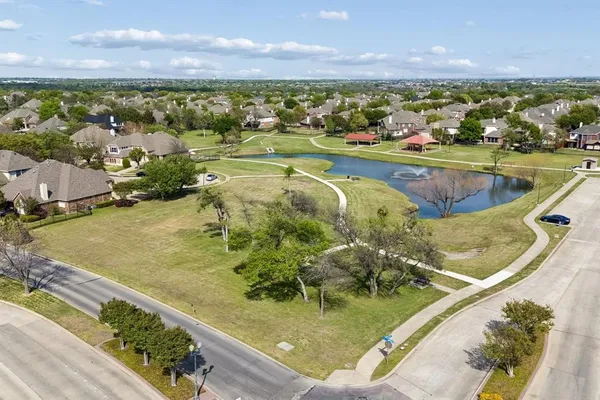 $415,000 | 6415 Lakewood Drive, Sachse, TX 75048