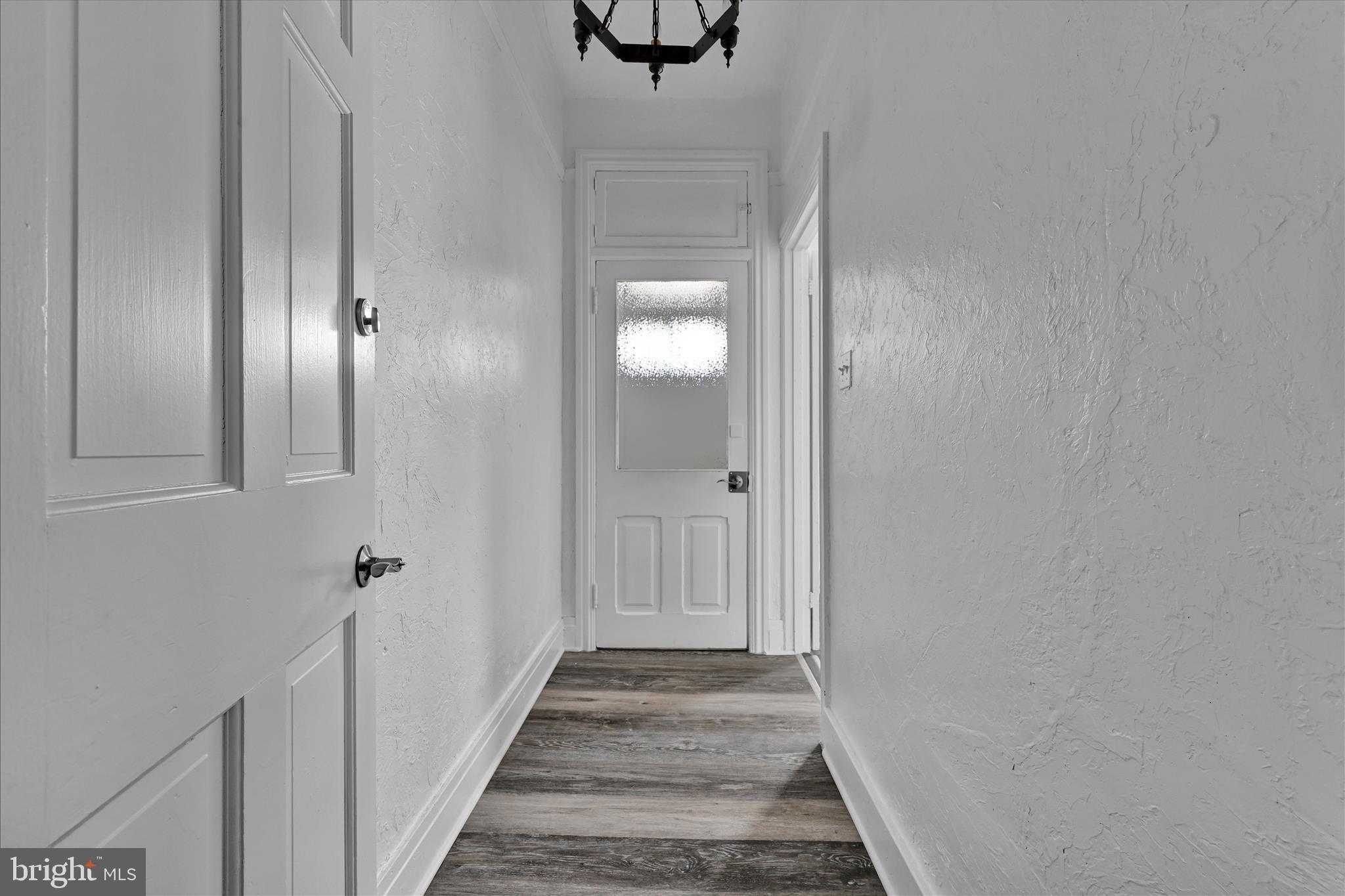 1127 Walnut Street Lebanon, PA 17042 - Photo 2 of 30 Unit 1 - Foyer