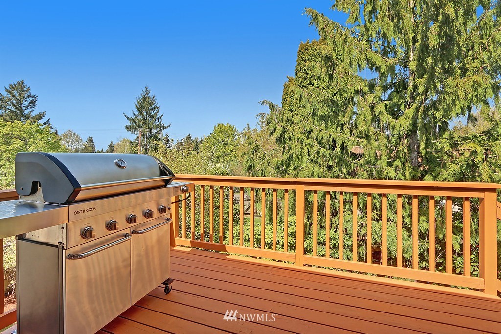 21815 8th Place West Bothell, WA 98021 - Photo 9 of 25