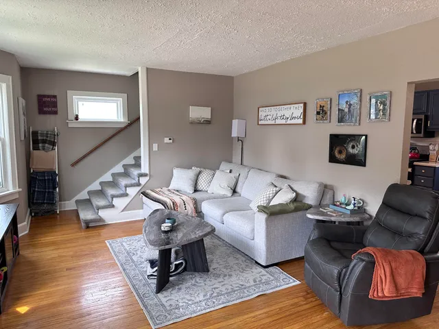 $229,400 | 5804 34th Avenue, Kenosha, WI 53144