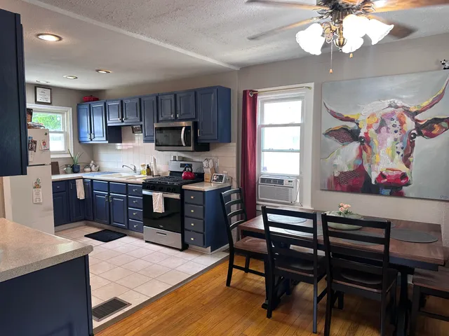 $229,400 | 5804 34th Avenue, Kenosha, WI 53144