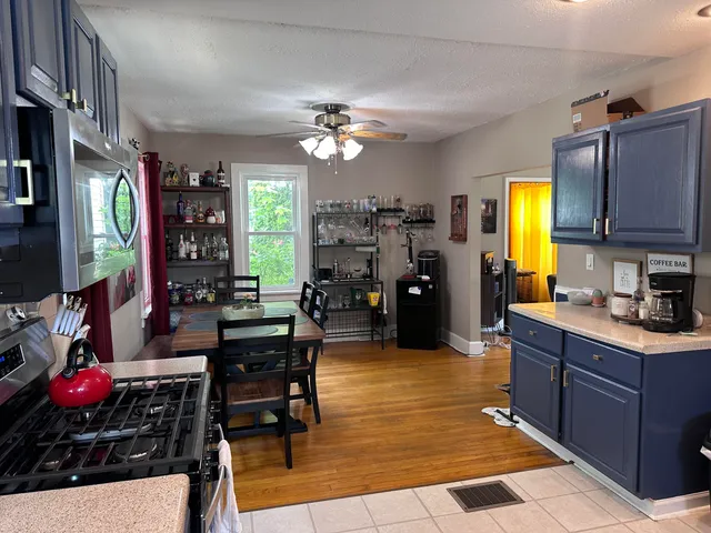 $229,400 | 5804 34th Avenue, Kenosha, WI 53144