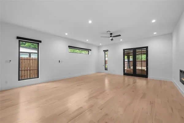 $4,100 | 5227 Lindsley Avenue, Dallas, TX 75223