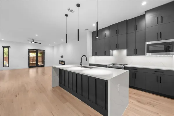 $4,100 | 5227 Lindsley Avenue, Dallas, TX 75223