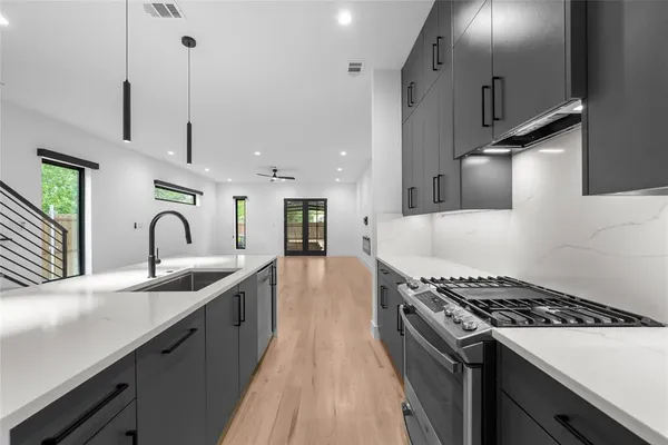 $4,100 | 5227 Lindsley Avenue, Dallas, TX 75223