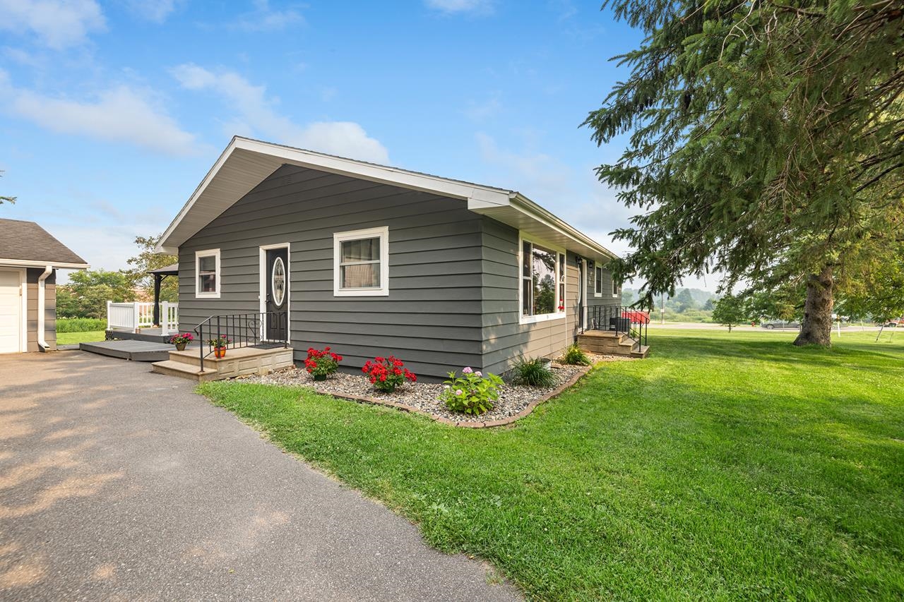232832 Wellborn Road Wausau, WI 54403 - Photo 7 of 45