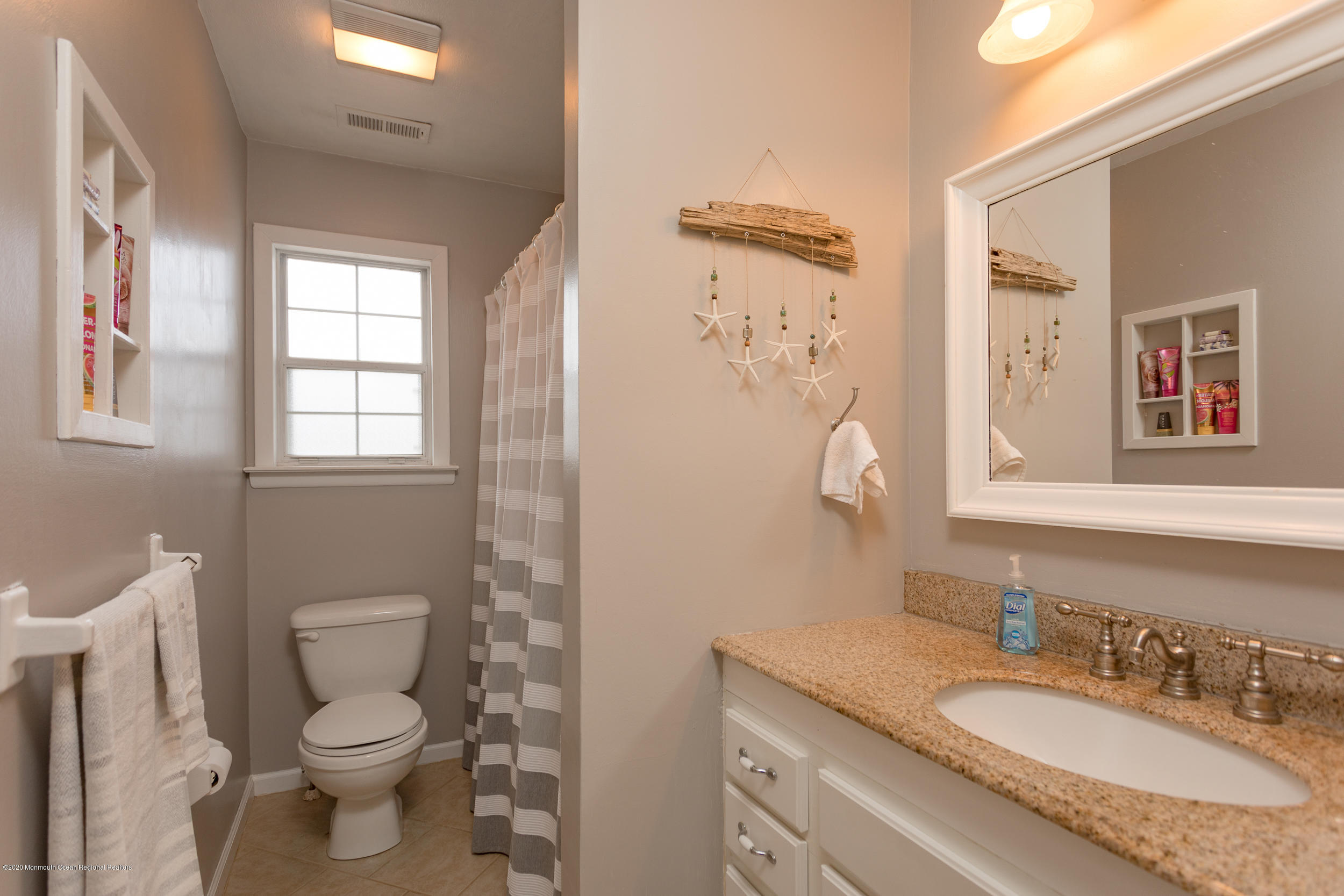 326 Privateer Road Manahawkin, NJ 08050 - Photo 25 of 34 Bathroom