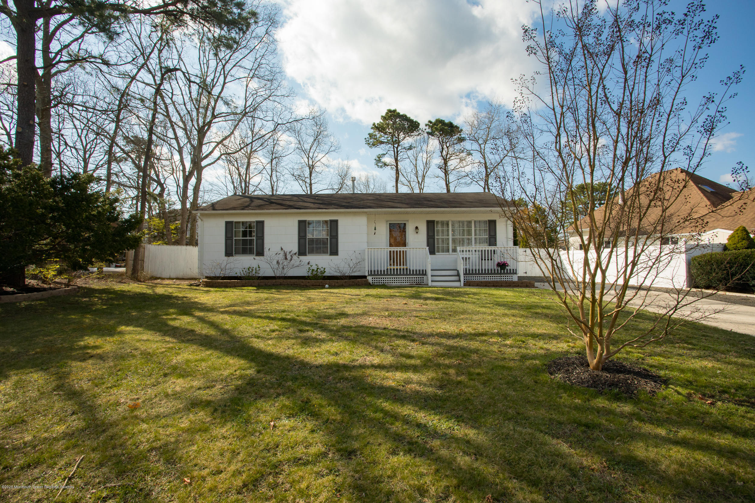 326 Privateer Road Manahawkin, NJ 08050 - Photo 34 of 34 Privateer Front