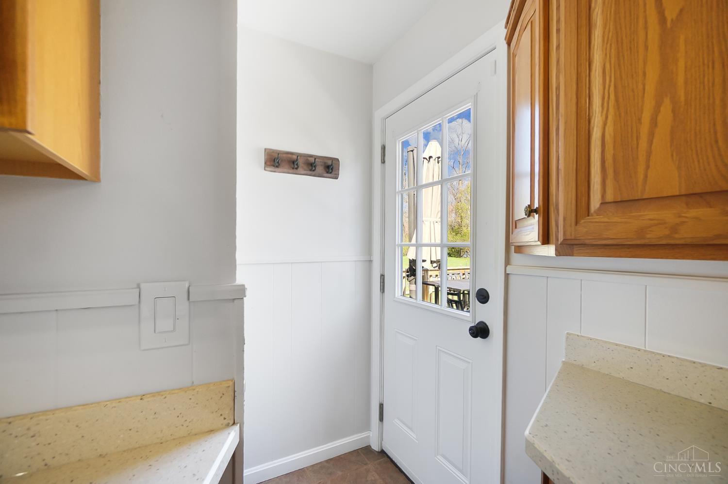 1014 Gaskins Road Cincinnati, OH 45245 - Photo 47 of 71
